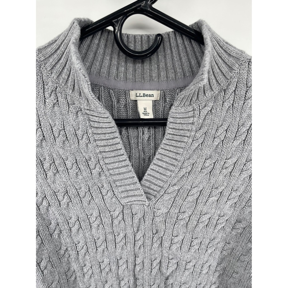 L.L. Bean Cable Knit Sweater Mens Medium Gray Excellent Split V-Neck Cotton